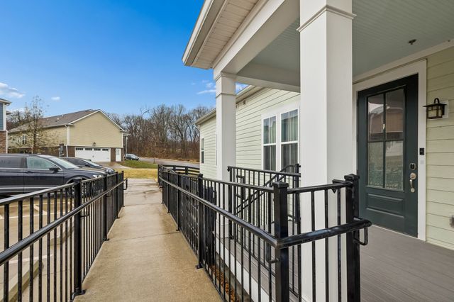 2355 Fairchild Cir Unit 102, Nolensville, TN 37135