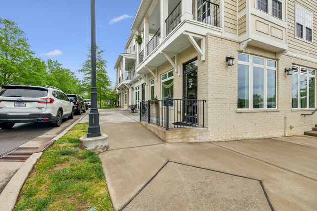 2355 Fairchild Cir Unit 102, Nolensville, TN 37135