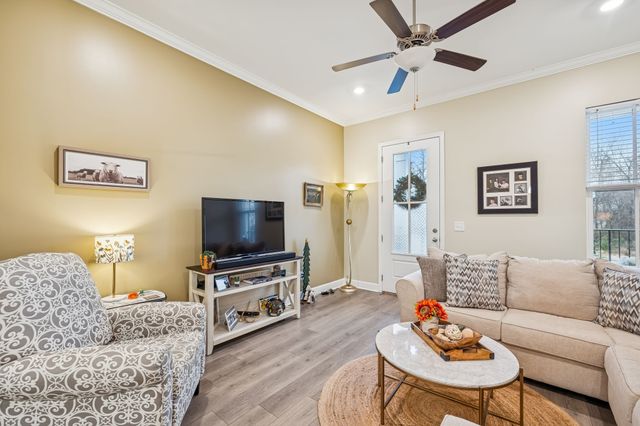 2355 Fairchild Cir Unit 102, Nolensville, TN 37135