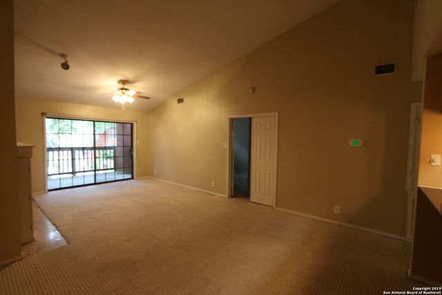 7930 Roanoke Run Apt 308, San Antonio, TX 78240