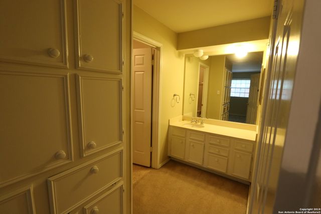 7930 Roanoke Run Apt 308, San Antonio, TX 78240