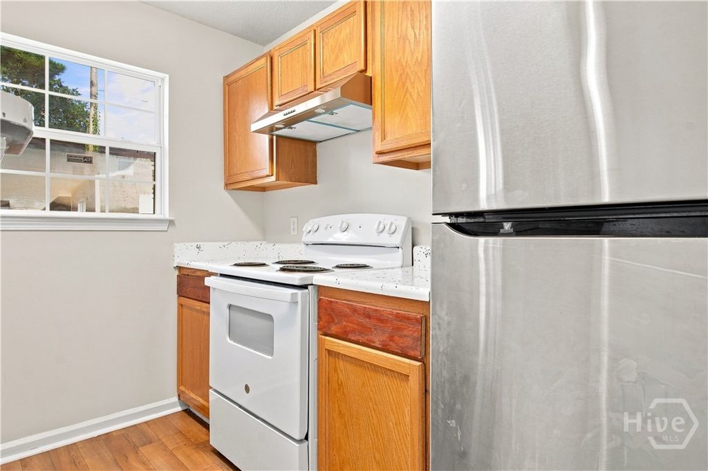 Image 13 of property listing at 7221 Garfield Street, Savannah, GA 31406