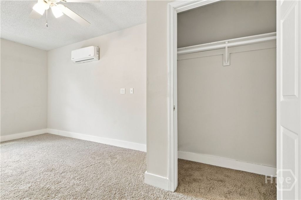 Image 19 of property listing at 7221 Garfield Street, Savannah, GA 31406