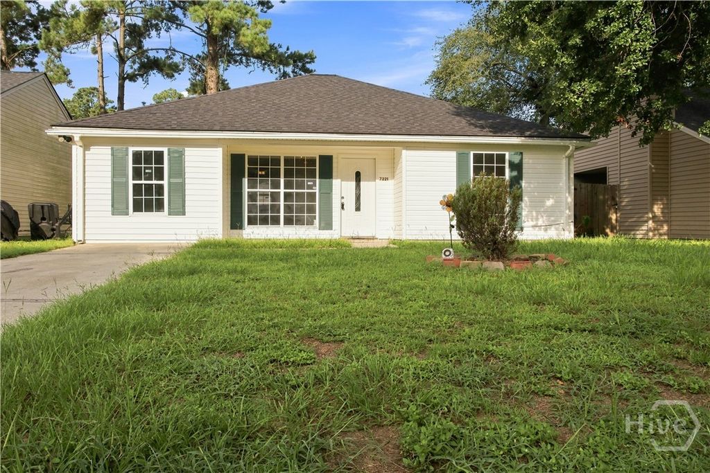 Image 2 of property listing at 7221 Garfield Street, Savannah, GA 31406