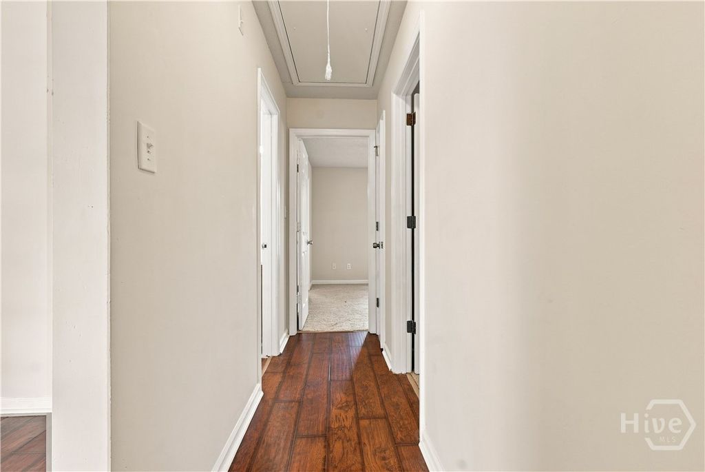 Image 23 of property listing at 7221 Garfield Street, Savannah, GA 31406