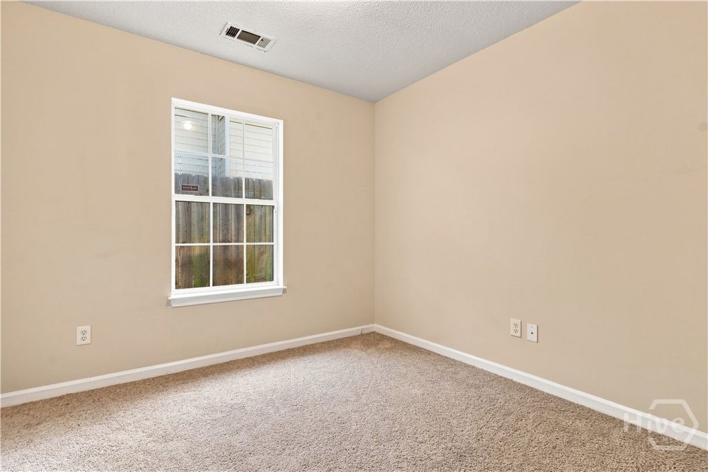 Image 24 of property listing at 7221 Garfield Street, Savannah, GA 31406