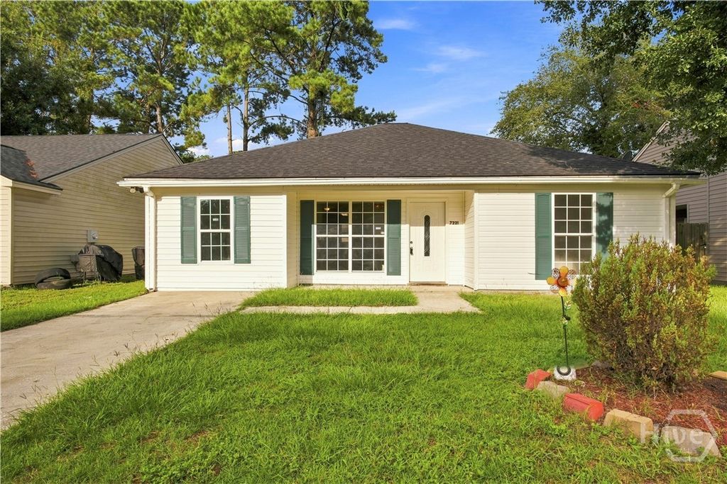 Image 5 of property listing at 7221 Garfield Street, Savannah, GA 31406