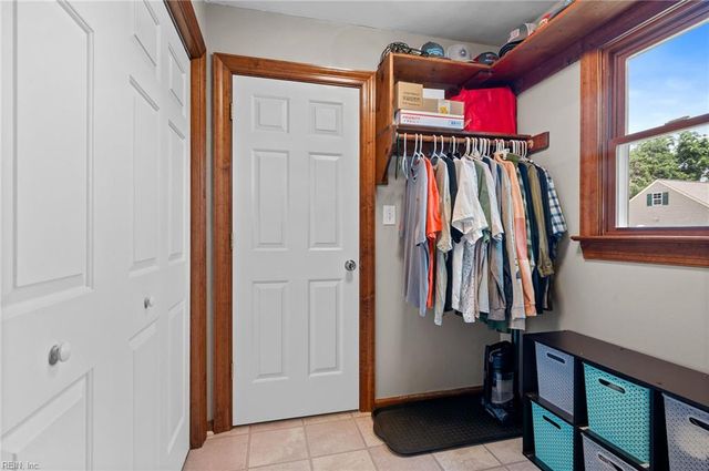 2714 Burning Tree LN, Suffolk, VA 23435