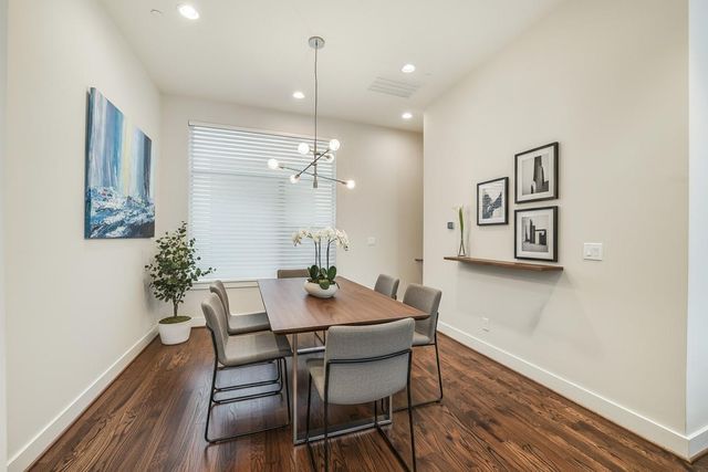 1004 California Street 203, Houston, TX 77006