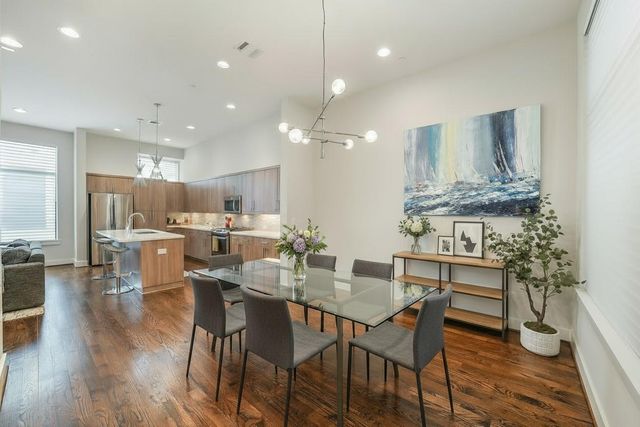 1004 California Street 203, Houston, TX 77006