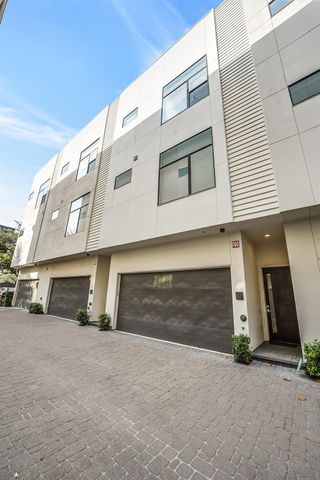 1004 California Street 203, Houston, TX 77006