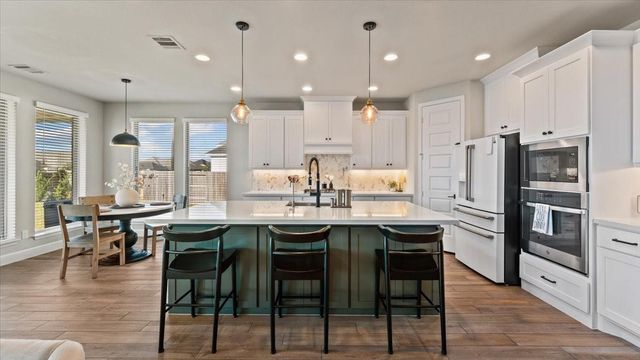 19203 Seabiscuit Stable Trail, Tomball, TX 77377