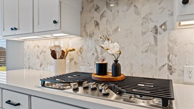 19203 Seabiscuit Stable Trail, Tomball, TX 77377