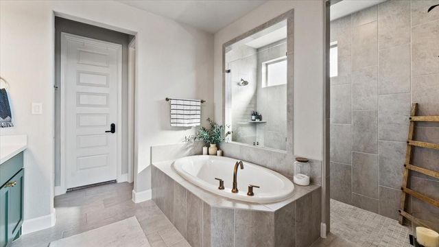 19203 Seabiscuit Stable Trail, Tomball, TX 77377