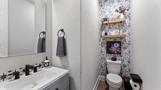 19203 Seabiscuit Stable Trail, Tomball, TX 77377