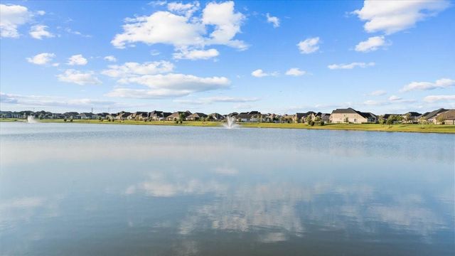 19203 Seabiscuit Stable Trail, Tomball, TX 77377