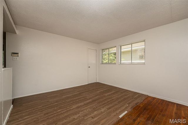 143 Roderick Drive, St Louis, MO 63137