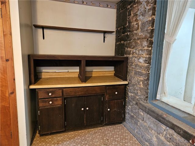 1602 6th Avenue, Beaver Falls, PA 15010