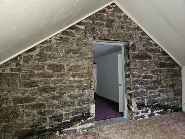 1602 6th Avenue, Beaver Falls, PA 15010