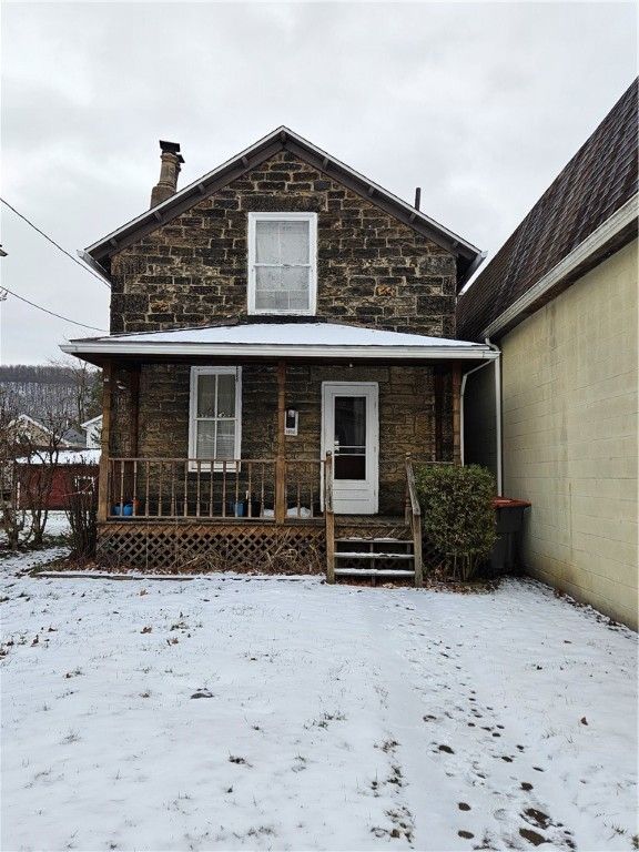 1602 6th Avenue, Beaver Falls, PA 15010