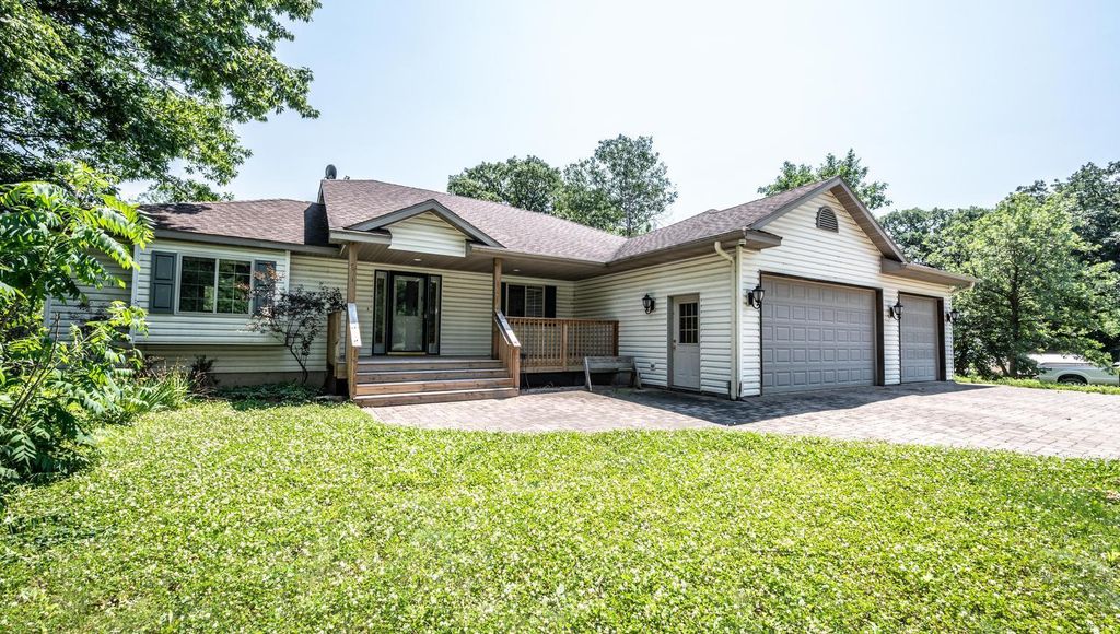700 Ridge Road, Henderson, MN 56044 — exterior