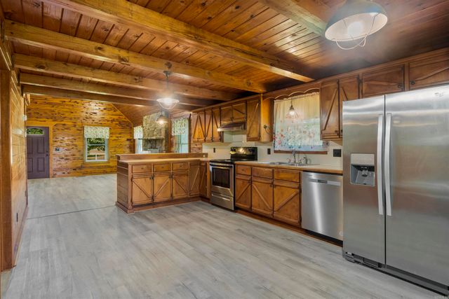 1105 Long Branch Road, Heber Springs, AR 72543