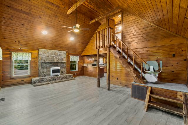 1105 Long Branch Road, Heber Springs, AR 72543