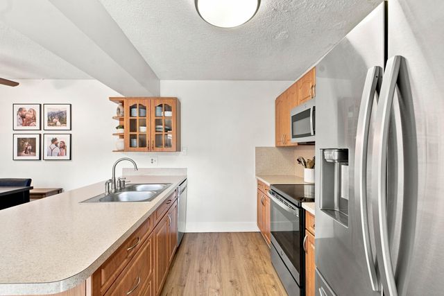 8554 Boca Rio Drive, Boca Raton, FL 33433