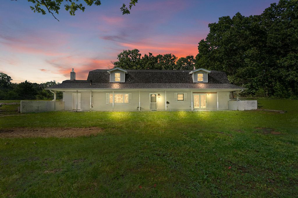 363 Villa Drive, Sparta, MO 65753