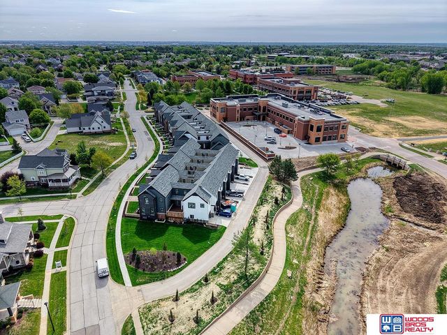 713 Blue Sage Boulevard, Lincoln, NE 68521