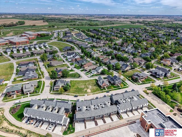 713 Blue Sage Boulevard, Lincoln, NE 68521