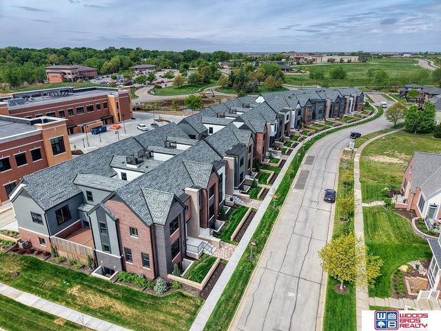 713 Blue Sage Boulevard, Lincoln, NE 68521