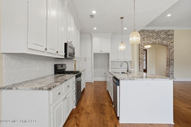 174 Falls Crossing, Madison, MS 39110