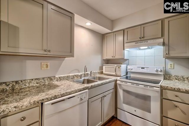 1825 St Julian Place 6-F, Columbia, SC 29204