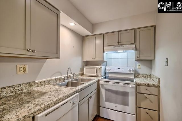 1825 St Julian Place 6-F, Columbia, SC 29204