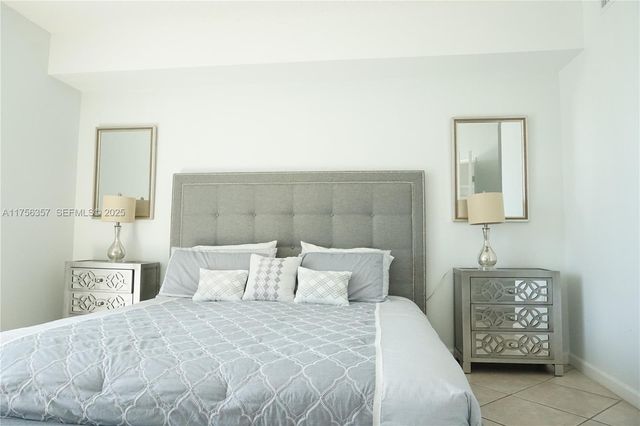 17555 Atlantic Boulevard 606, Sunny Isles Beach, FL 33160