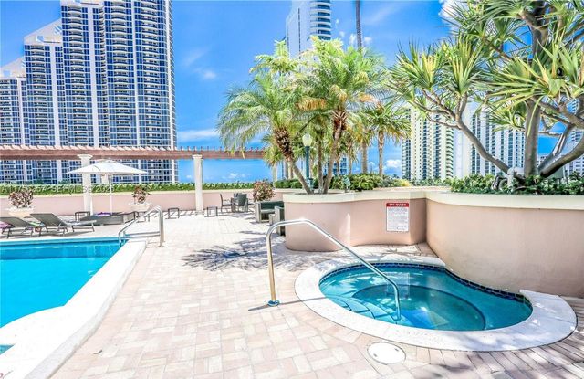 17555 Atlantic Boulevard 606, Sunny Isles Beach, FL 33160
