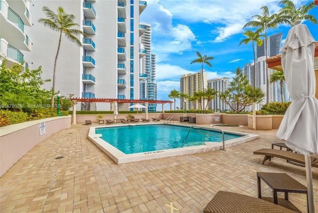 17555 Atlantic Boulevard 606, Sunny Isles Beach, FL 33160