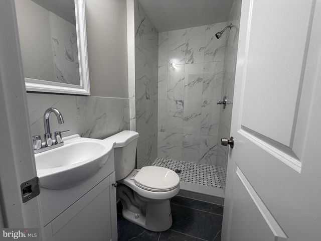 430 FERN ST, Philadelphia, PA 19120