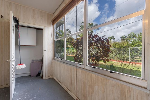 2840 Lake Osborne Drive 111, Lake Worth, FL 33461