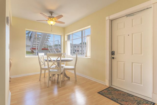 2840 Lake Osborne Drive 111, Lake Worth, FL 33461