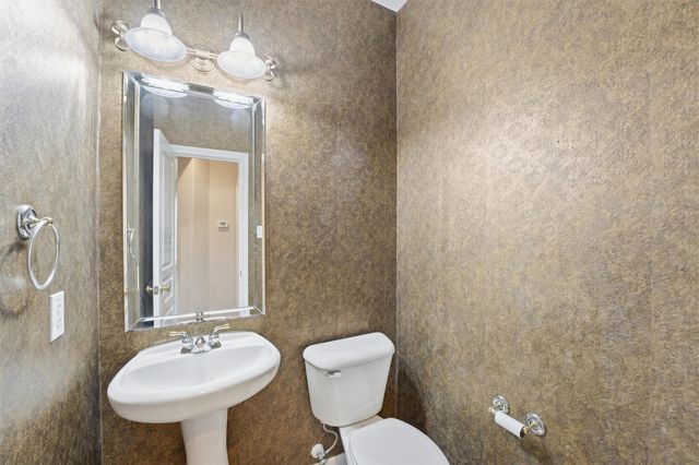 5814 Riverchase Village Drive, Houston, TX 77345