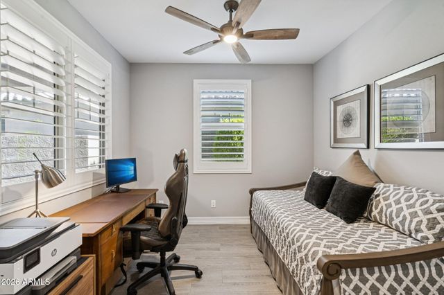 10642 E TWISTER Avenue, Mesa, AZ 85212