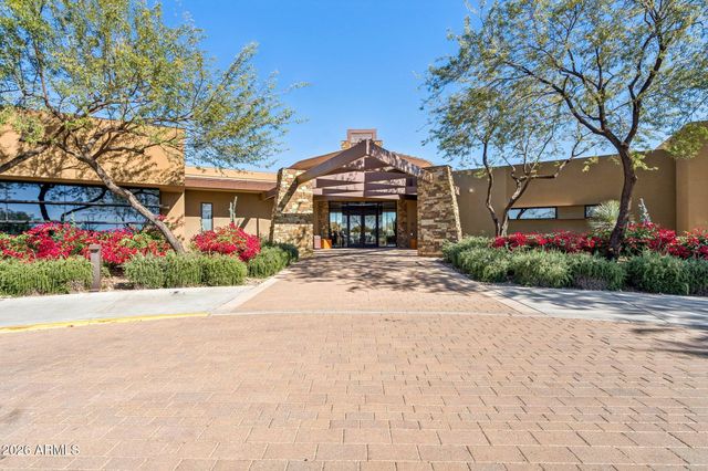 10642 E TWISTER Avenue, Mesa, AZ 85212