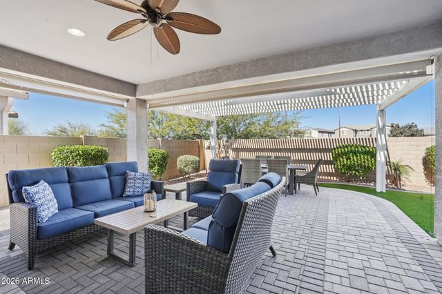 10642 E TWISTER Avenue, Mesa, AZ 85212