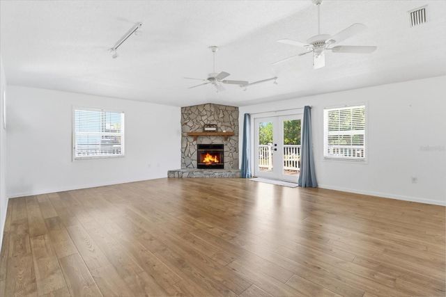 1931 NW 18TH STREET, Crystal River, FL 34428