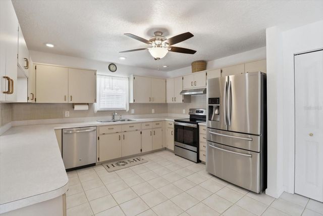 1931 NW 18TH STREET, Crystal River, FL 34428