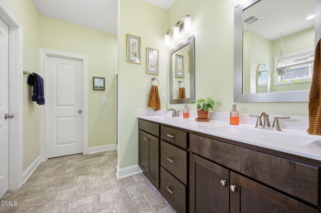 15 Ashland Court, Zebulon, NC 27597