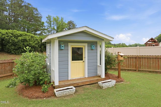 15 Ashland Court, Zebulon, NC 27597