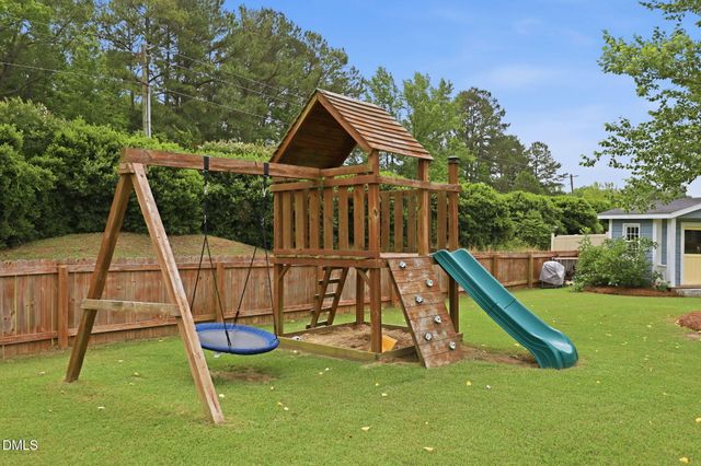 15 Ashland Court, Zebulon, NC 27597